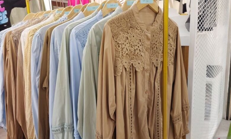 INTIP TREN &QUOT;DRESS WELL&QUOT; ALA GEN Z YANG POPULER DI 2025 1000098481