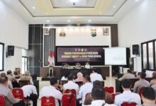 POLRESTA BANYUWANGI DAN PEMKAB BENTUK SATGAS UNTUK PENCEGAHAN PMK JELANG RAMADHAN 1000165125