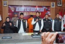 KURANG DARI 24 JAM POLRES PASURUAN BERHASIL UNGKAP PENGANIAYAAN BERUJUNG MAUT DI PANDAAN 1000171491