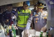 OPERASI CIPTA KONDISI: POLRES KEDIRI KOTA AMANKAN MIRAS DAN PELANGGAR LALU LINTAS 17 40 52 IMG 20250209 WA0324 768X576