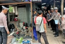 SATLANTAS POLRES KEDIRI KOTA AJAK MASYARAKAT BERKENDARA DENGAN AMAN DAN BERTANGGUNG JAWAB 1000180382