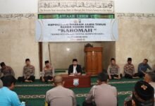 POLRES KEDIRI KOTA GELAR KAROMAH, MENINGKATKAN KETAQWAAN DI BULAN SUCI RAMADHAN 1000180742