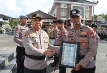 TIM BANJARI POLRES PAMEKASAN RAIH JUARA 1 FESTIVAL SOLAWAT SE JATIM 1000180792