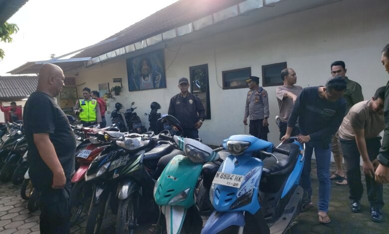 POLRES MALANG TERTIBKAN BALAP LIAR DI DAU, 25 MOTOR DAN SOUND HOREG DIAMANKAN 1000184033