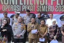 WALIKOTA APRESIASI POLRESTA MALANG KOTA SUKSES TEKAN KRIMINALITAS DI OPERASI PEKAT SEMERU 2025 1000184839