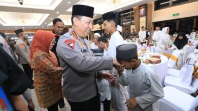 BERBAGI TAKJIL DAN BUKA PUASA BERSAMA, KAPOLRI PERKUAT SINERGI DENGAN MEDIA DAN MASYARAKAT 1000186058