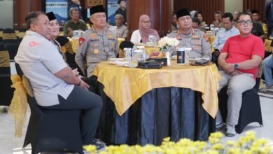 KAPOLDA JAWA TIMUR GELAR BUKA PUASA BERSAMA MEDIA JELANG PURNA TUGAS 1000186326