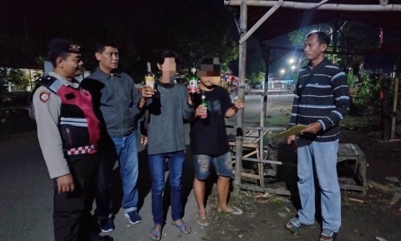 POLISI AMANKAN DUA PEMUDA MABUK DIDUGA BIKIN ONAR DI TULUNGAGUNG 15 48 41 IMG 20250306 WA0379 800X500