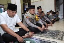 KAPOLRES TULUNGAGUNG TARAWIH BERSAMA SANTRI PONPES AL FALAH TRENCENG IMG 20250311 173852