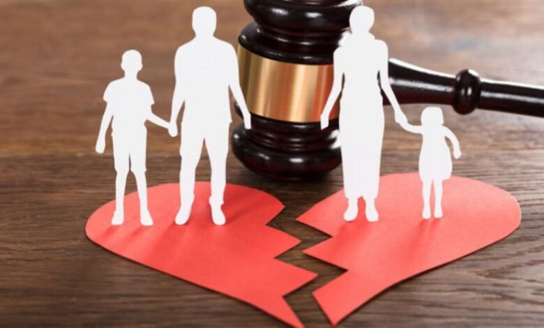 DAMPAK PERCERAIAN TERHADAP PSIKOLOGIS ANAK DIVORCE CHILDREN CAREER