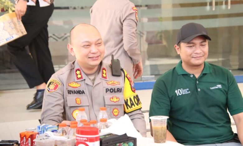 POLRES SUMENEP GELAR SEMARAK MAYDAY FIESTA 2025, SENAM BERSAMA SATUKAN BURUH, POLISI, DAN PEMANGKU KEPENTINGAN 7 POLRES SUMENEP GELAR SEMARAK MAYDAY FIESTA 2025, SENAM BERSAMA SATUKAN BURUH, POLISI, DAN PEMANGKU KEPENTINGAN 1000219865