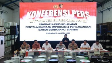BARESKRIM POLRI BONGKAR PERDAGANGAN ILEGAL SIANIDA DI SURABAYA DAN PASURUAN, OMZET CAPAI RP 59 MILIAR 1000224683