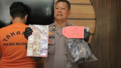 POLRES MOJOKERTO BERHASIL MENANGKAP DPO PREMAN KAMPUNG YANG KEROYOK PEGAWAI PLN 1000227606