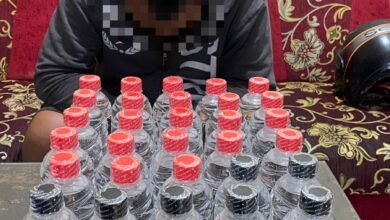 PATROLI KRYD, POLRES KEDIRI KOTA SITA RATUSAN BOTOL MIRAS DIJUAL VIA ONLINE 1000234234