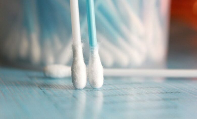 JANGAN ASAL MENGOREK! INI RISIKO PENGGUNAAN COTTON BUD UNTUK TELINGA SWABS 166409 1280