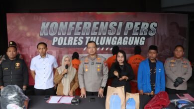 POLRES TULUNGAGUNG BERHASIL AMANKAN 5 TERSANGKA PREDATOR ANAK KETUA PC PMII BERI APRESIASI 1000244336