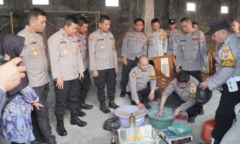 KOLABORASI POLDA JATIM DAN UNESA LUNCURKAN KTSM SEMERU, TEROBOSAN PROGRAM KETAHANAN PANGAN 1000244938