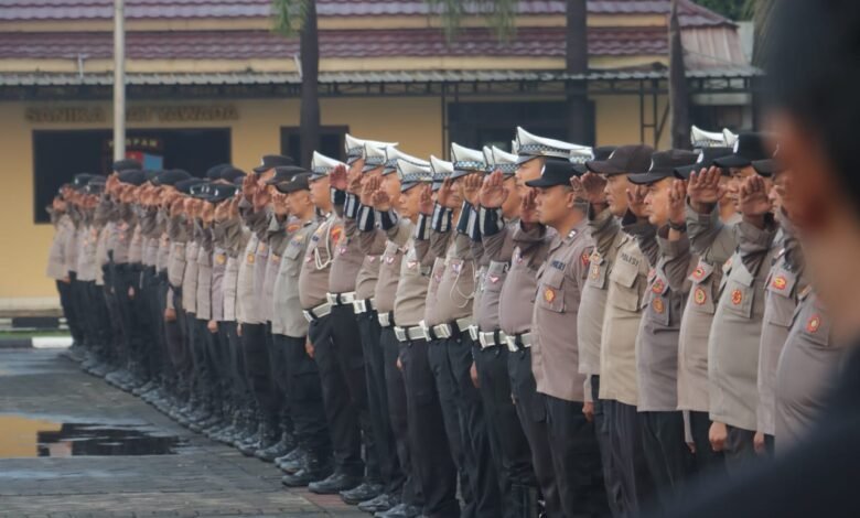 POLRES MOJOKERTO LIBATKAN 250 PERSONEL AMANKAN LIBUR PANJANG IDUL ADHA, LOKASI WISATA JADI PRIORITAS 1000247366