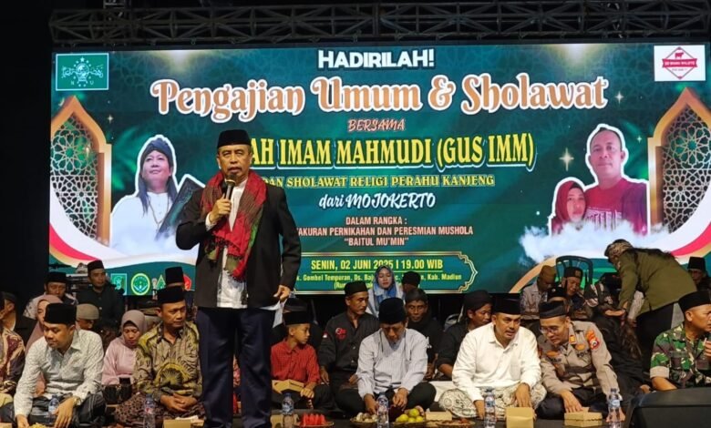 HARMONI SHOLAWAT DAN SPIRIT KEBERSAMAAN WARNAI TASYAKURAN PERNIKAHAN SERTA PERESMIAN MUSHOLLA BAITUL MU’MIN DI DESA BAJULAN IMG 20250603 WA0030