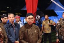 MENTERI KEBUDAYAAN APRESIASI POLRI ATAS KONSISTENSI LESTARIKAN PAGELARAN WAYANG KULIT 1000268647