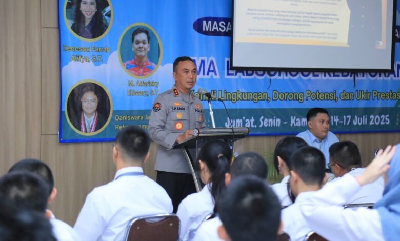 BERI MATERI DI MPLS SMA LABSCHOOL, KADIV HUMAS BERIKAN MOTIVASI HADAPI BONUS DEMOGRAFI 9 BERI MATERI DI MPLS SMA LABSCHOOL, KADIV HUMAS BERIKAN MOTIVASI HADAPI BONUS DEMOGRAFI 1000277241