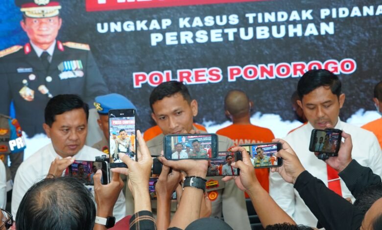 POLRES PONOROGO UNGKAP KASUS KEKERASAN SEKSUAL TERHADAP ANAK DIBAWAH UMUR, TERSANGKA DIAMANKAN 1000290104