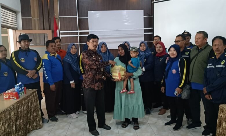 DINAS SOSIAL KABUPATEN MADIUN SALURKAN BANTUAN NATURA CEGAH STUNTING DI KECAMATAN JIWAN IMG 20250724 WA0007