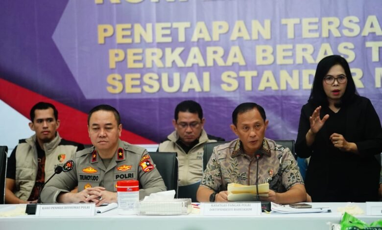 POLRI TETAPKAN TIGA TERSANGKA KASUS BERAS TAK SESUAI STANDAR MUTU, TERMASUK DIREKTUR UTAMA PT FS 1000293759