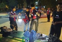 SAT SAMAPTA POLRES KEDIRI KOTA GENCARKAN PATROLI JALAN KAKI DAN EDUKASI WARGA, PENTINGNYA JAGA PENINGGALAN SEJARAH JEMBATAN LAMA &QUOT;BRUG OVER DEN BRANTAS TE KEDIRI&QUOT; 1000295022
