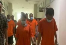 POLISI BERHASIL UNGKAP JARINGAN NARKOBA DI GRESIK 5 TERSANGKA DIAMANKAN IMG 20250808 WA0005