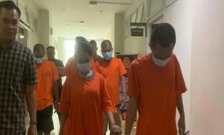 POLISI BERHASIL UNGKAP JARINGAN NARKOBA DI GRESIK 5 TERSANGKA DIAMANKAN IMG 20250808 WA0005