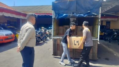 POLISI BERHASIL GAGALKAN PENYELUNDUPAN ARAK BALI TRUK PENGANGKUT DIAMANKAN DI JEMBER IMG 20250819 WA0011