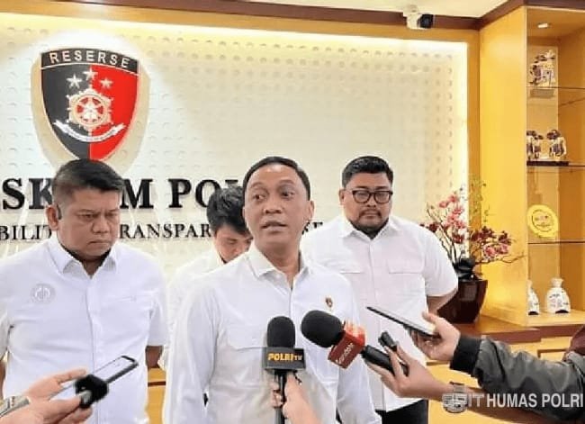 DUA PELAKU PENYELUNDUPAN HAPPY WATER ASAL MALAYSIA DAN CINA BERHASIL DITANGKAP IMG 20250828 WA0029