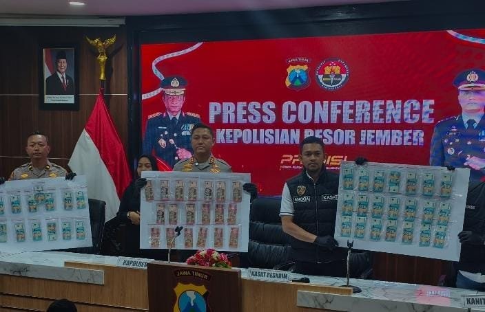 POLRES JEMBER BERHASIL GAGALKAN PEREDARAN UPAL DUA TERSANGKA DIAMANKAN 10 POLRES JEMBER BERHASIL GAGALKAN PEREDARAN UPAL DUA TERSANGKA DIAMANKAN IMG 20250829 WA0001