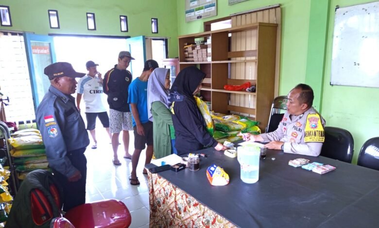 POLRESTA MALANG KOTA KEMBALI GELONTORKAN 22 TON BERAS MURAH WARGA SENYUM SUMRINGAH U3 IMG 20250912 WA0000