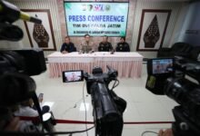 POLDA JATIM TINGKATKAN STATUS PENANGANAN KASUS ROBOHNYA PONPES AL KHOZINY SIDOARJO KE TAHAP PENYIDIKAN U3 IMG 20251010 WA0004