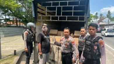 PATROLI POLRESTA BANYUWANGI BERHASIL GAGALKAN PENYELUNDUPAN RIBUAN BOTOL ARAK DARI BALI U3 IMG 20251010 WA0006