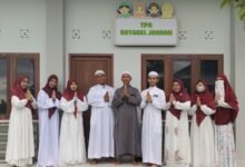 TPA NATABEL JANNAH, PERSEMBAHAN WAKAPOLRI UNTUK GENERASI QUR’ANI PECINTA AL-QUR’AN U3 IMG 20251011 WA0026
