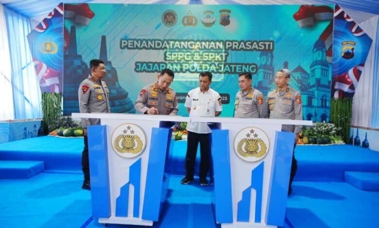 KAPOLRI RESMIKAN 35 SPKT POLRES DI JAJARAN POLDA JATENG UNTUK OPTIMALKAN PELAYANAN MASYARAKAT U3 IMG 20251018 WA0004