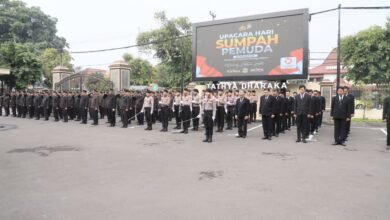 BANGKITKAN JIWA PERSATUAN, POLRES KEDIRI KOTA PERINGATI HARI SUMPAH PEMUDA KE-97 DENGAN KHIDMAT U3 IMG 20251028 WA0019