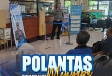 SOSIALISASI PEMBAYARAN PAJAK KENDARAAN VIA APLIKASI SIGNAL, AIPDA GUNTORO: MASYARAKAT KINI LEBIH MUDAH BAYAR PAJAK U6 1001356064