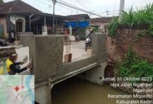PUPR KOTA KEDIRI TINGKATKAN INFRASTRUKTUR JEMBATAN DI JALAN NGAMPEL, MOJOROTO IMG 20251111 WA0016 1
