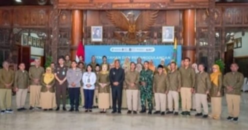 RUMAH SAKIT UMUM DAERAH DR. ISKAK TULUNGAGUNG GANDENG MEDIA PERKUAT TRANSPARASI INFORMASI PUBLIK IMG 20251103 172024