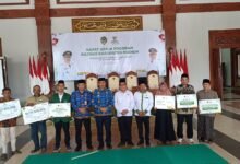 RAPAT KERJA BAZNAS KABUPATEN MADIUN 2025: MERAJUT PENGUATAN TATA KELOLA ZAKAT DENGAN SENTUHAN CINTA UNTUK “MADIUN BERSAHAJA” 1001464535