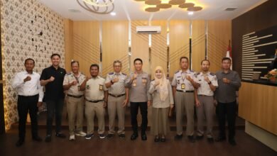 SILATURAHMI TINGKATKAN SINERGI, KEPALA BPN KOTA KEDIRI KUNJUNGI KAPOLRES KEDIRI KOTA 11 SILATURAHMI TINGKATKAN SINERGI, KEPALA BPN KOTA KEDIRI KUNJUNGI KAPOLRES KEDIRI KOTA IMG 20251209 WA0007