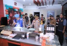 POLRES KEDIRI KOTA INTENSIFKAN RAZIA TEMPAT HIBURAN MALAM, DUA PELANGGAR TERJARING BAWA MIRAS IMG 20251221 WA0004