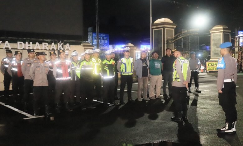 POLRES KEDIRI KOTA LAKSANAKAN PATROLI KRYD GABUNGAN ,JAGA KAMTIBMAS TETAP KONDUSIF PASCA LIBUR PERGANTIAN TAHUN IMG 20260104 WA0009