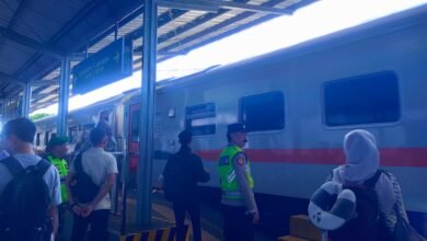 PUNCAK ARUS BALIK LEBARAN POLRES MALANG TINGKATKAN PENGAMANAN DI STASIUN DAN TERMINAL 16 PUNCAK ARUS BALIK LEBARAN POLRES MALANG TINGKATKAN PENGAMANAN DI STASIUN DAN TERMINAL IMG 20260326 WA0015