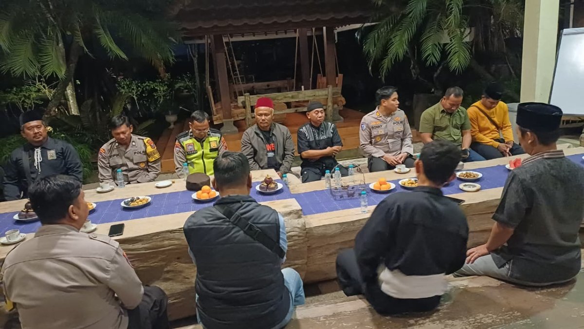 Sambang dan silahturahmi kepada Tokoh perguruan silat di wilayah kecamatan semen 