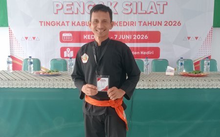 ‎Andil Penataran pelatih pencak silat ,kangmas rifai buktikan ranting semen produktif pelatih yang berkualitas